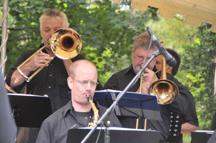 BIGBAND ERZHAUSEN Bigbandjazz